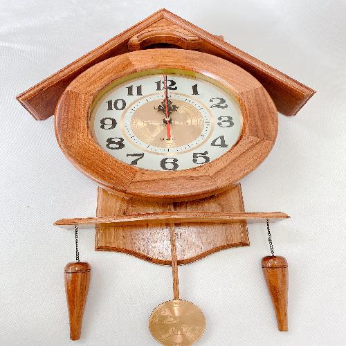 Clockwatcher With Roof